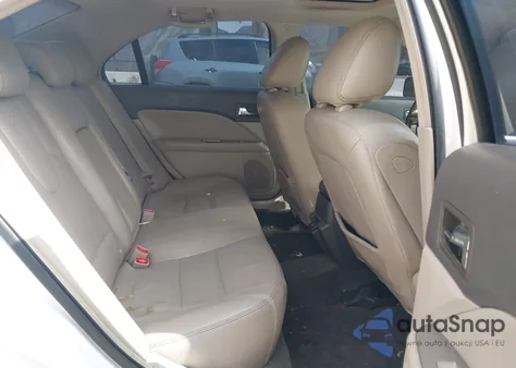 2010 Ford Fusion Hybrid z USA, uszkodzony, nr VIN 3FADP0L32AR199207